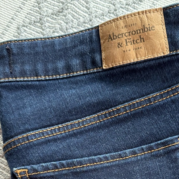 Abercrombie & Fitch Skinny Jeans - Picture 7 of 8